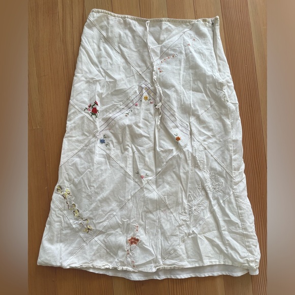 Centrepoint Floral Skirt | Size M - Picture 2 of 5